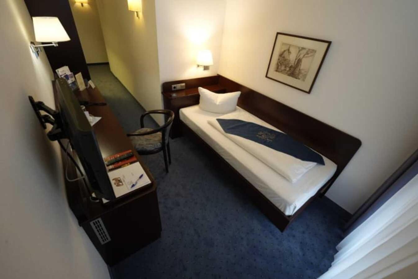 Hotel Goldener Adler バウツェン エクステリア 写真