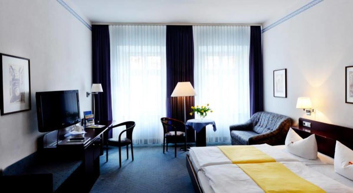Hotel Goldener Adler バウツェン エクステリア 写真